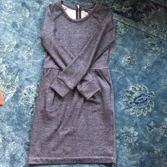 Lord & Taylor Dresses & Skirts - Light grey long sleeve sweater dress